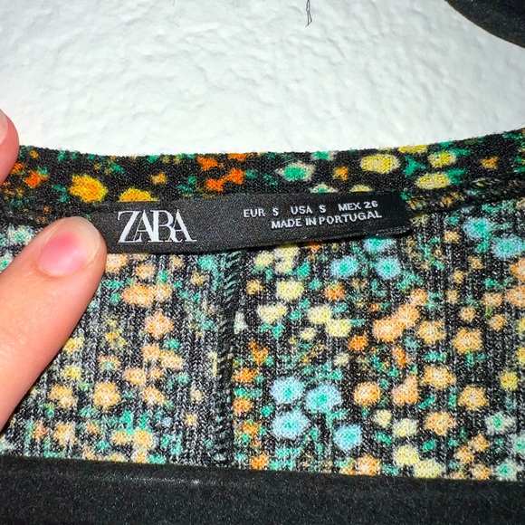 ZARA Black Floral Dress - Picture 4 of 4